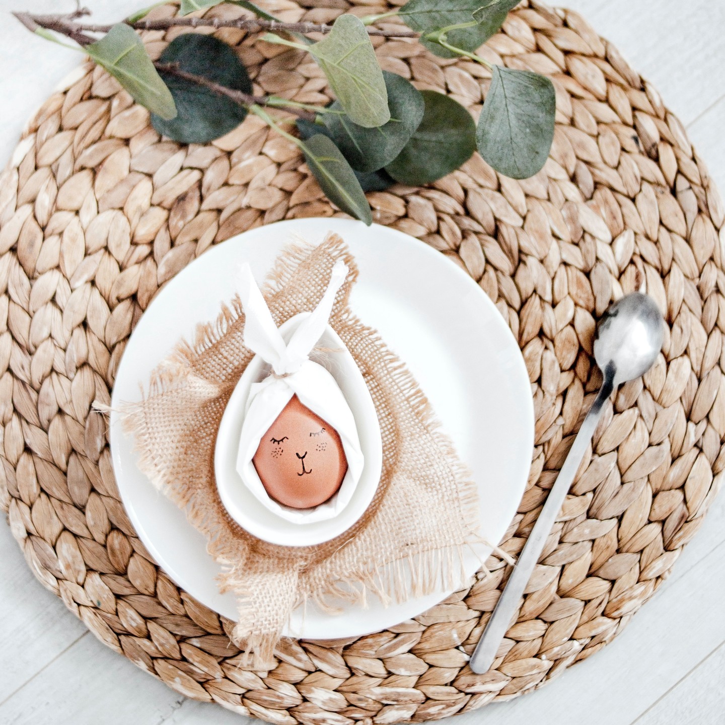 Wishing you all a very Happy Easter from @newtonandkay 🐇🐰💕

#happyeaster #easter #eastereggs #easter2022 #easterinterior #eastertable #easterdecor #easterdecoration #tabledecor #homestyle #interiordesign #interiordesigner #decor #nzinteriors #interiordesignnz #nzinteriordesign #interiorinspo #interiorstyling